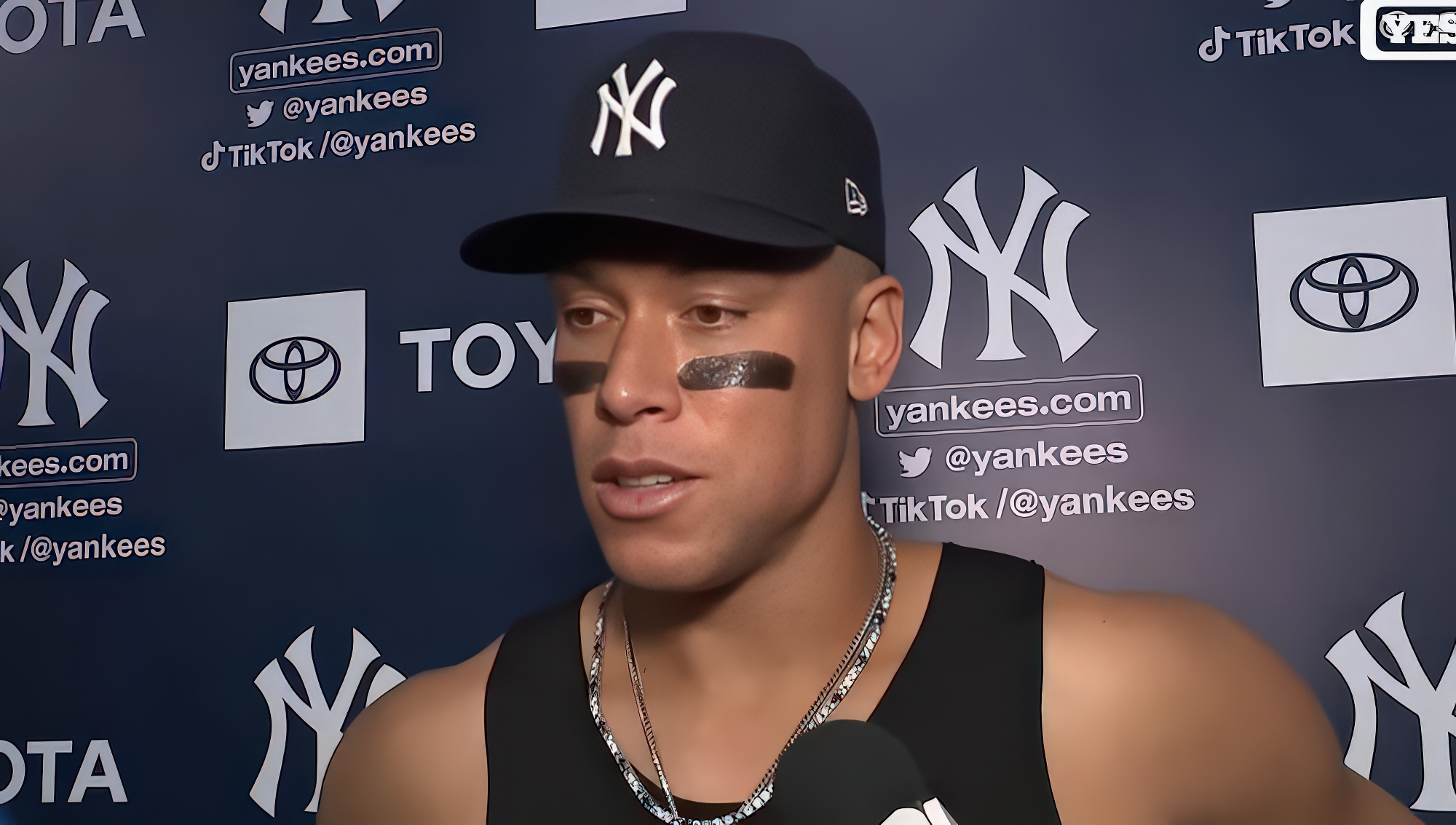 Aaron Judge’s Return to Right Field Causes New Questions as Yankees Battle for Playoffs